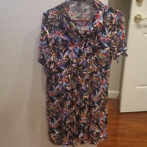 Collared floral Hawaiian dress
